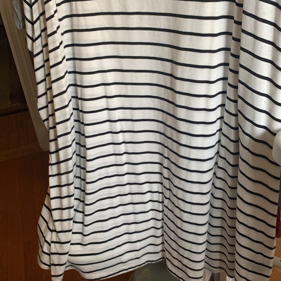 Torrid Size 6 Blk white stripe - Picture 4 of 5